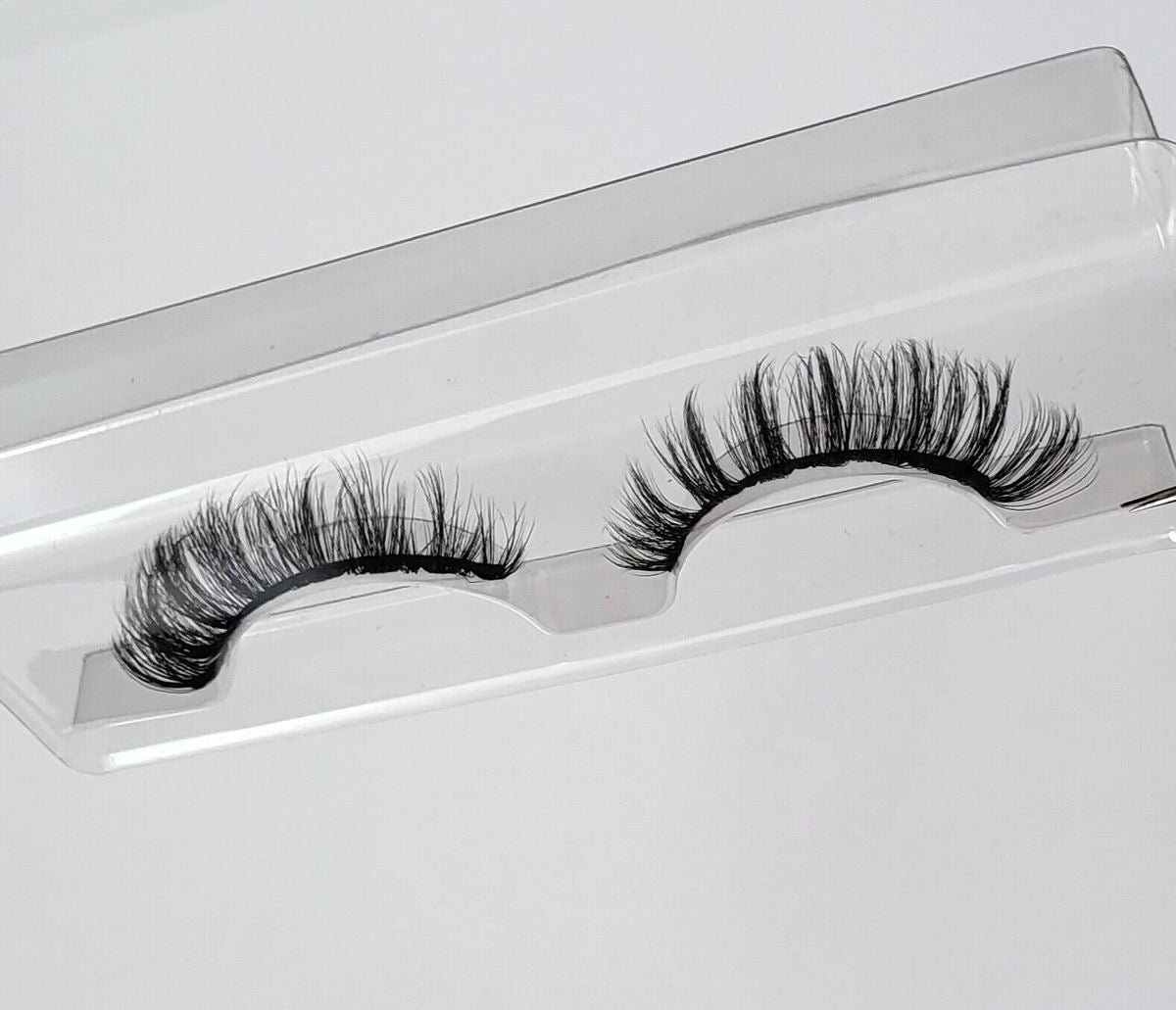 Soft Blink - Mink Human